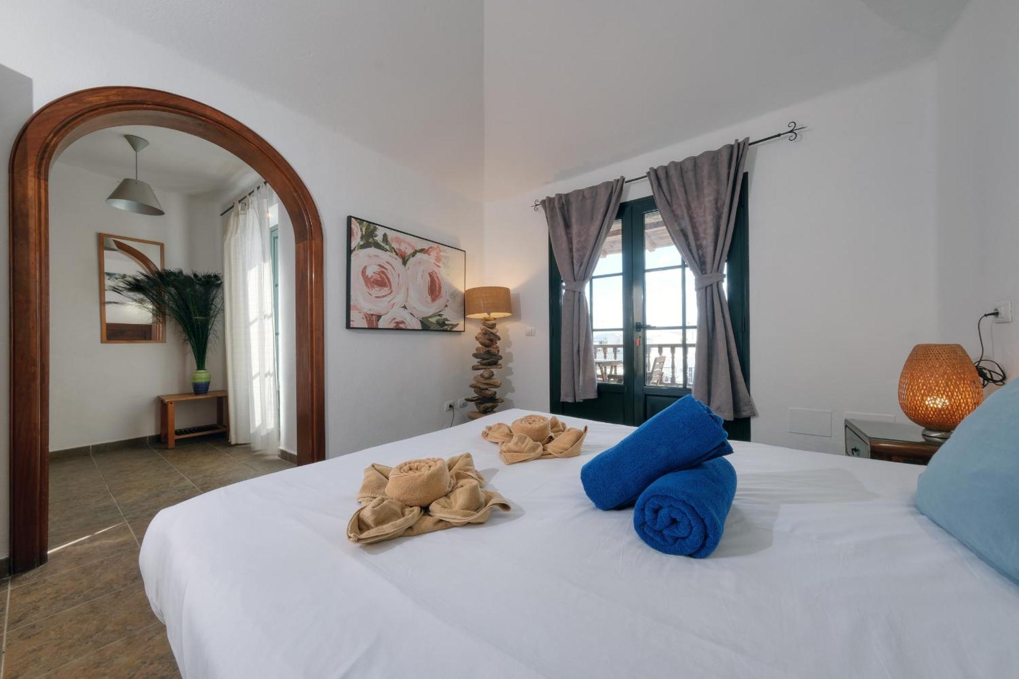 Casa Hibiscus - Shared Pool - Close To Seafront Promenade Punta Mujeres Exteriör bild
