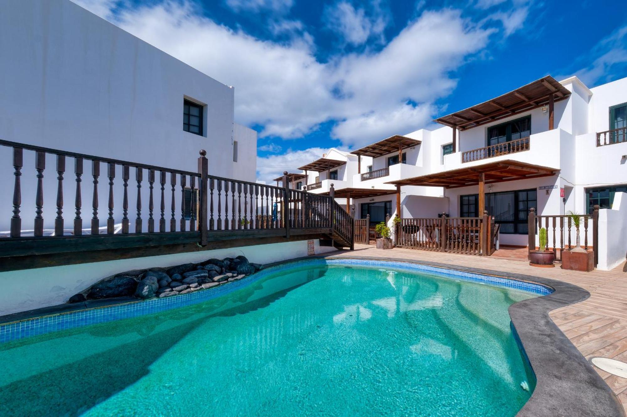 Casa Hibiscus - Shared Pool - Close To Seafront Promenade Punta Mujeres Exteriör bild